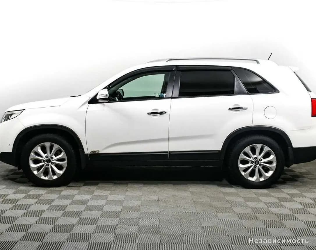 KIA Sorento 2016 с пробегом — фото 8