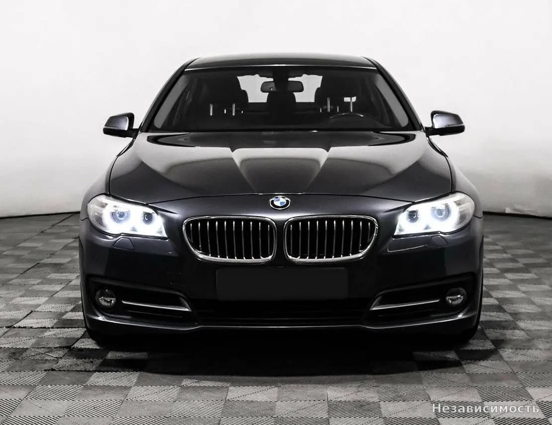 BMW 5 серии 2015 с пробегом — фото 2