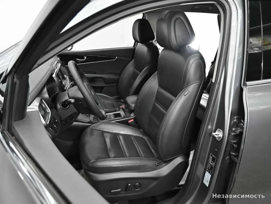 KIA Sorento 2017 с пробегом — фото 6