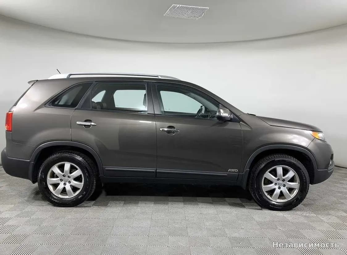 KIA Sorento 2012 с пробегом — фото 4