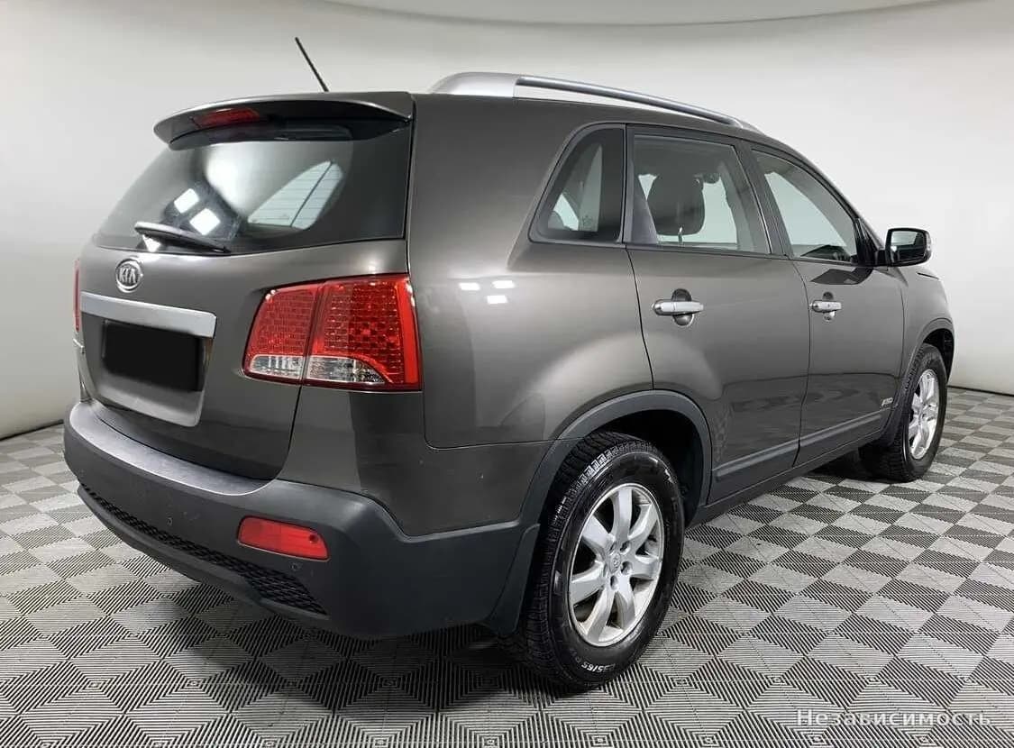 KIA Sorento 2012 с пробегом — фото 5