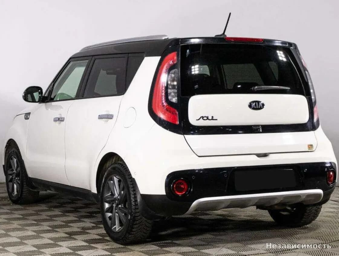 KIA Soul 2018 с пробегом — фото 7