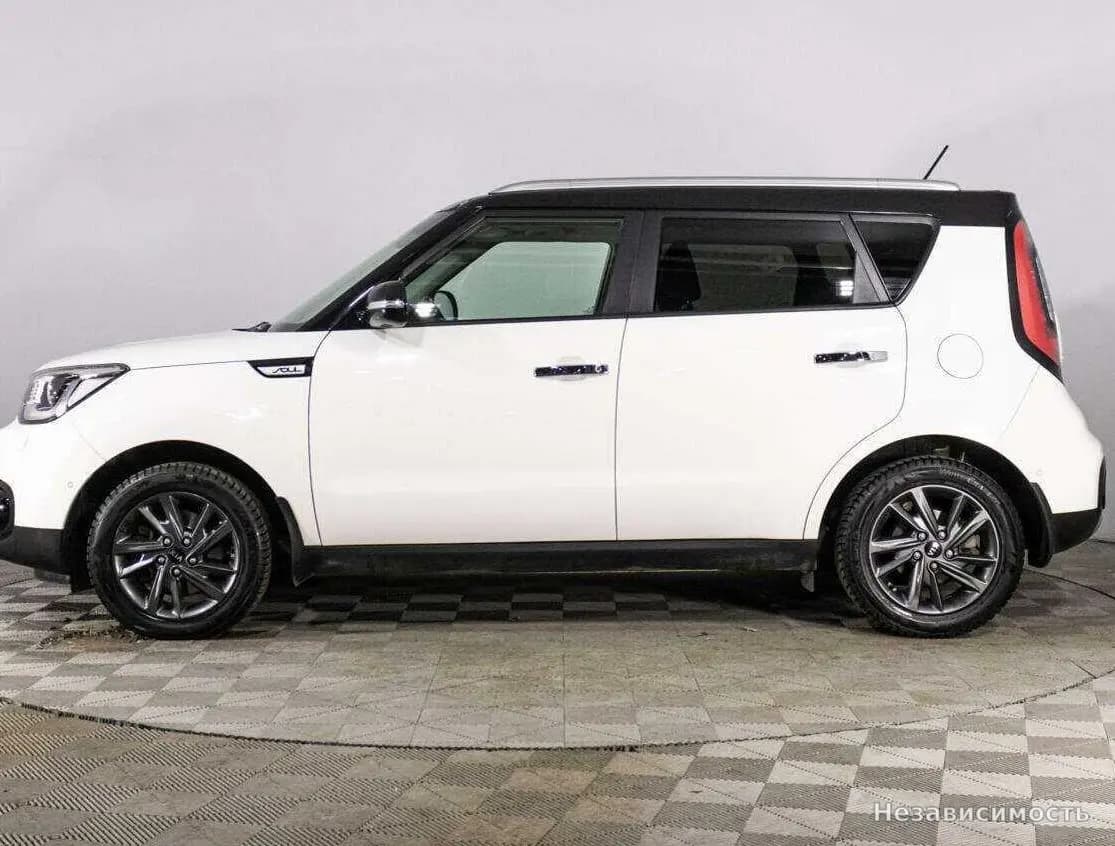 KIA Soul 2018 с пробегом — фото 8