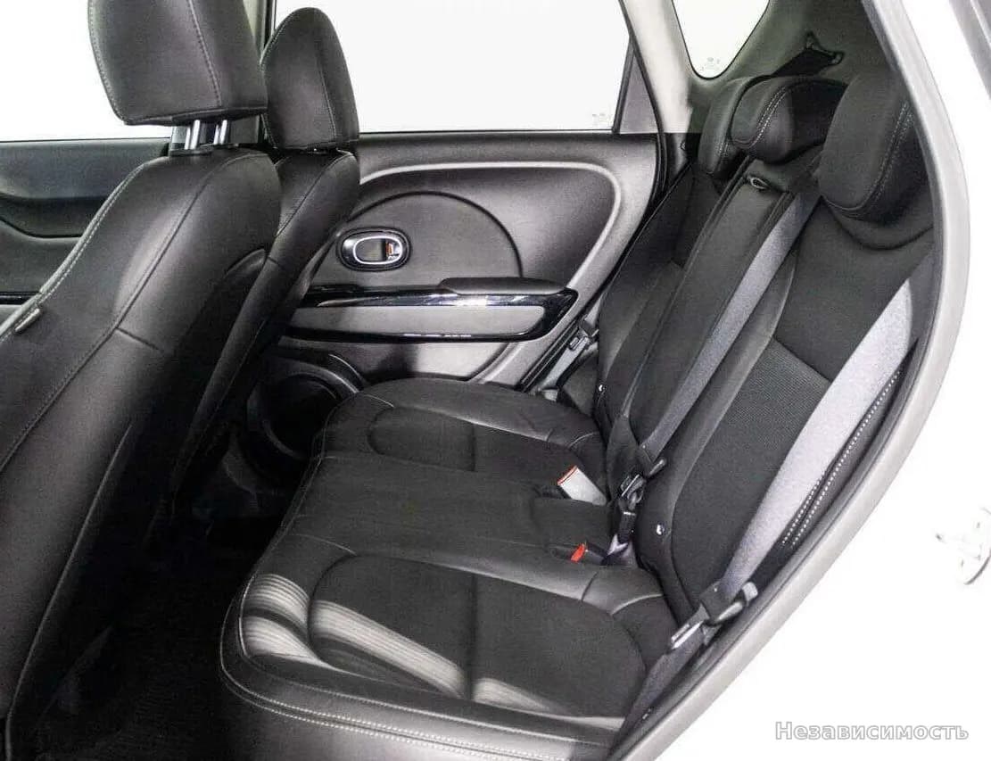 KIA Soul 2018 с пробегом — фото 10