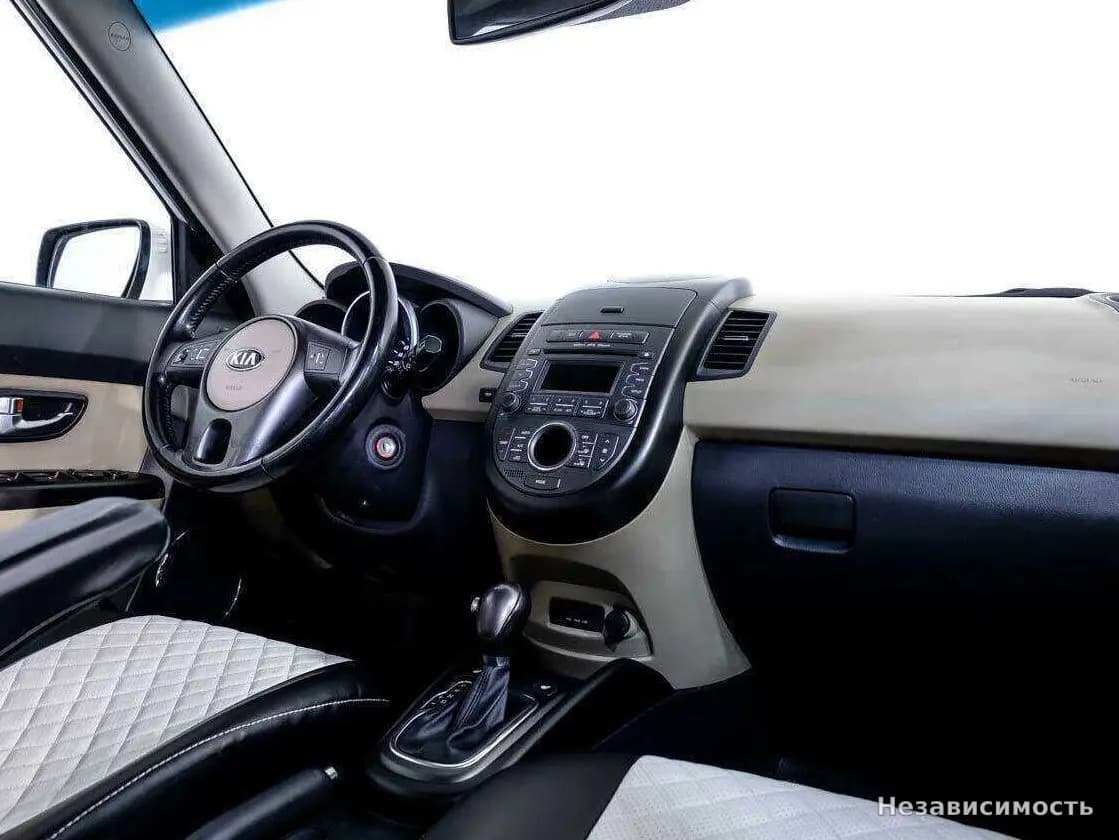 KIA Soul 2012 с пробегом — фото 8