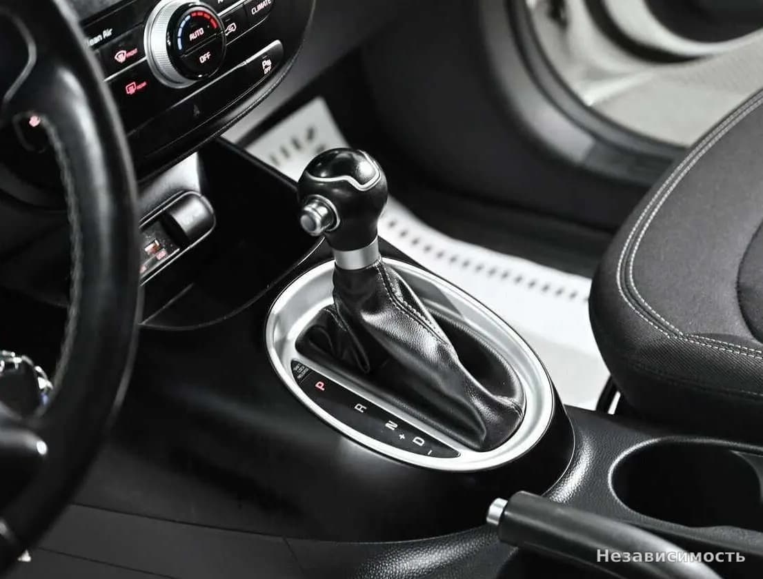 KIA Soul 2017 с пробегом — фото 10