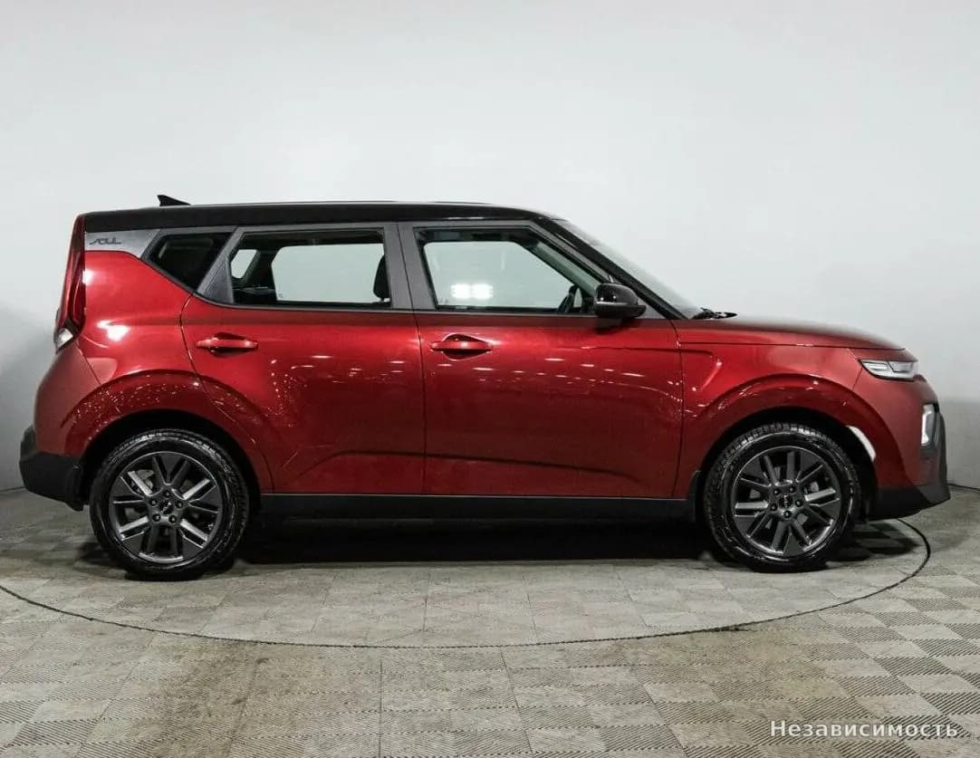 KIA Soul 2022 с пробегом — фото 4