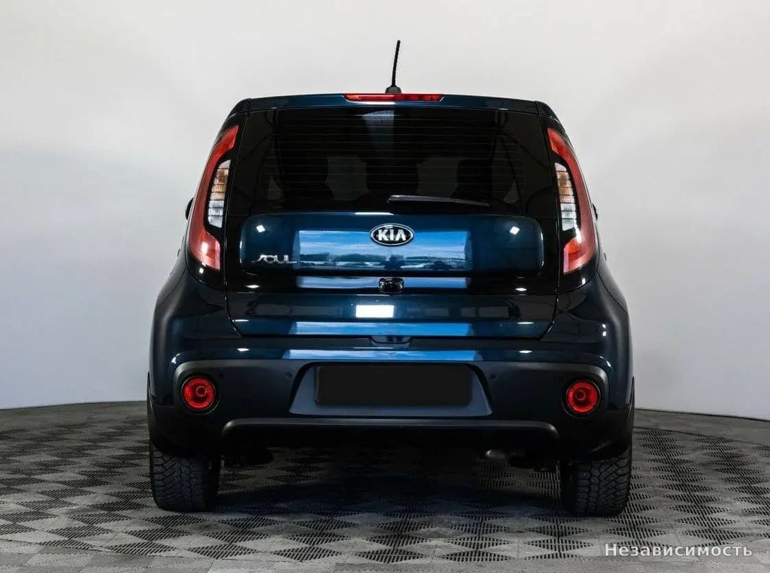 KIA Soul 2018 с пробегом — фото 5