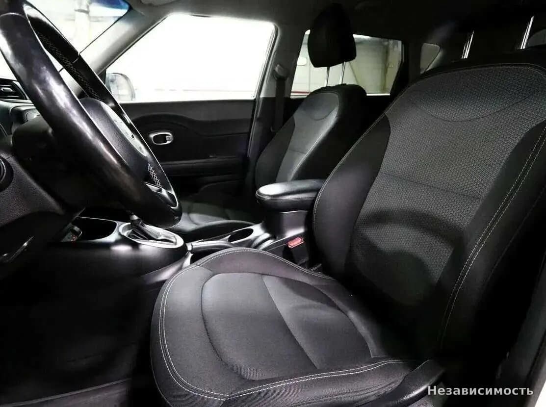 KIA Soul 2017 с пробегом — фото 8