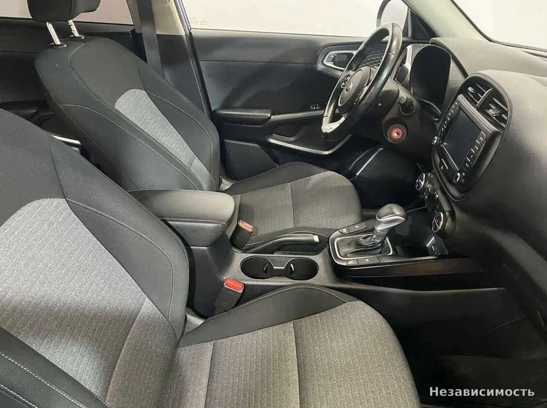 KIA Soul 2020 с пробегом — фото 10