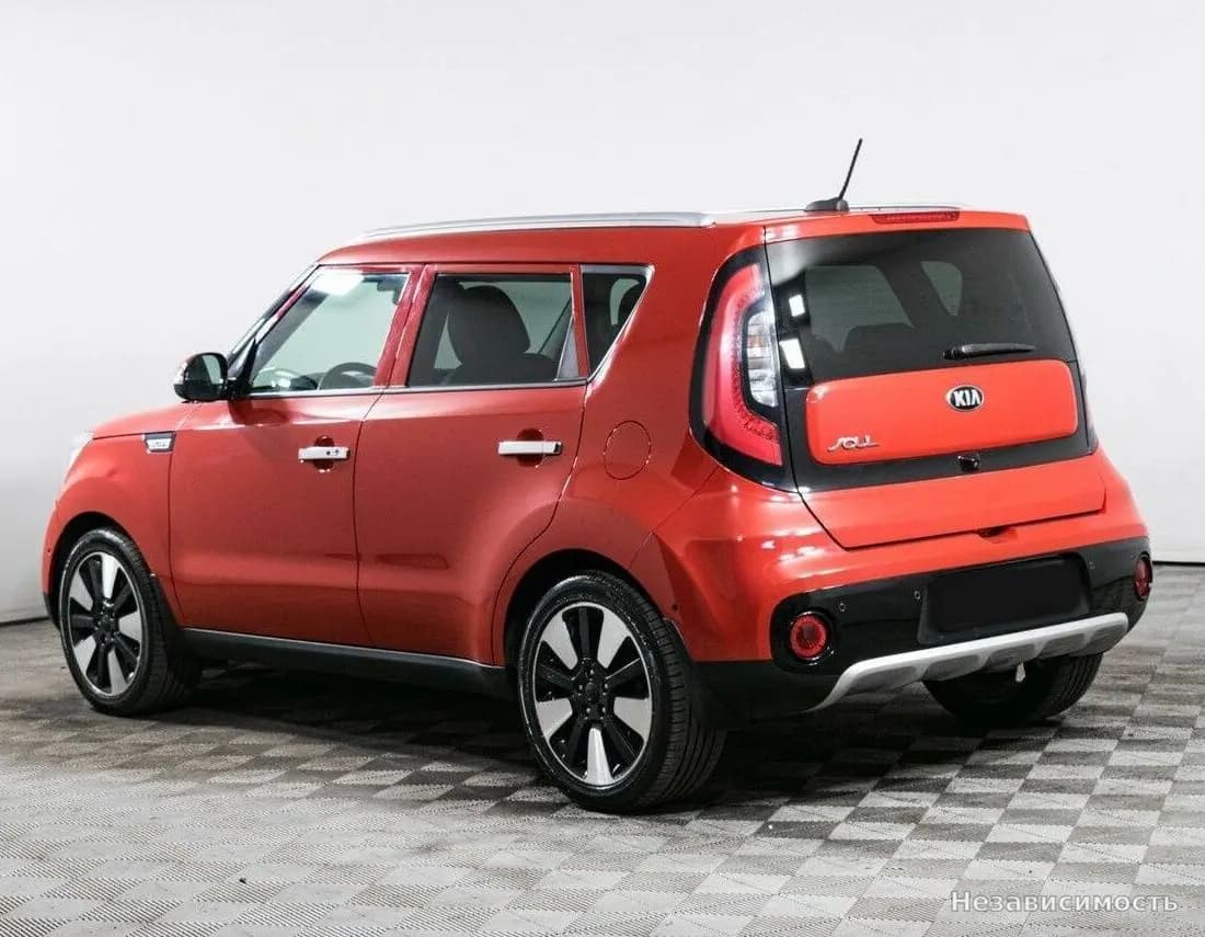 KIA Soul 2018 с пробегом — фото 6