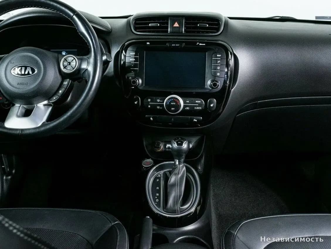 KIA Soul 2018 с пробегом — фото 9