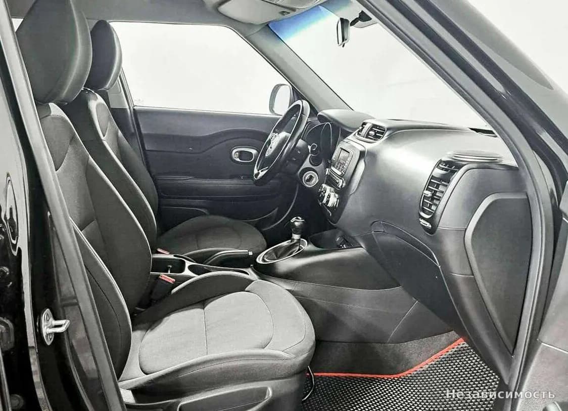KIA Soul 2018 с пробегом — фото 7