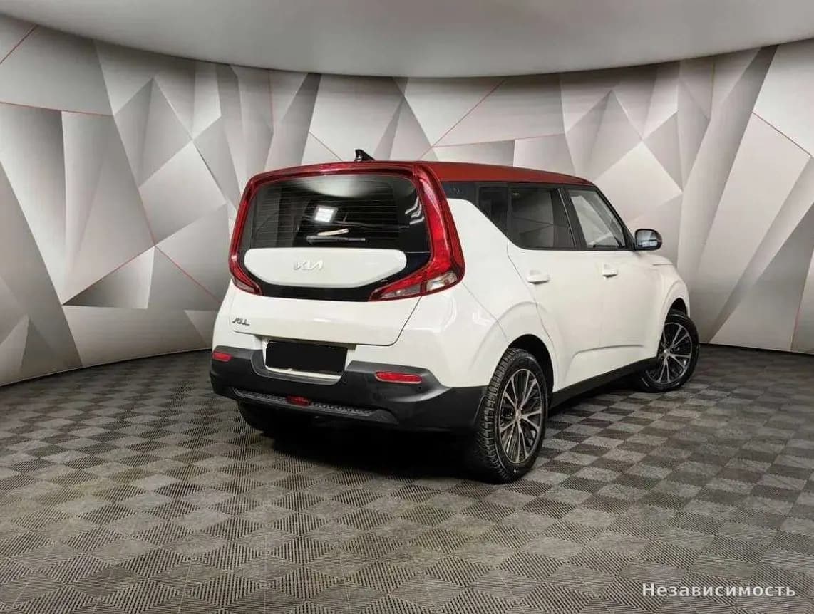 KIA Soul 2022 с пробегом — фото 2