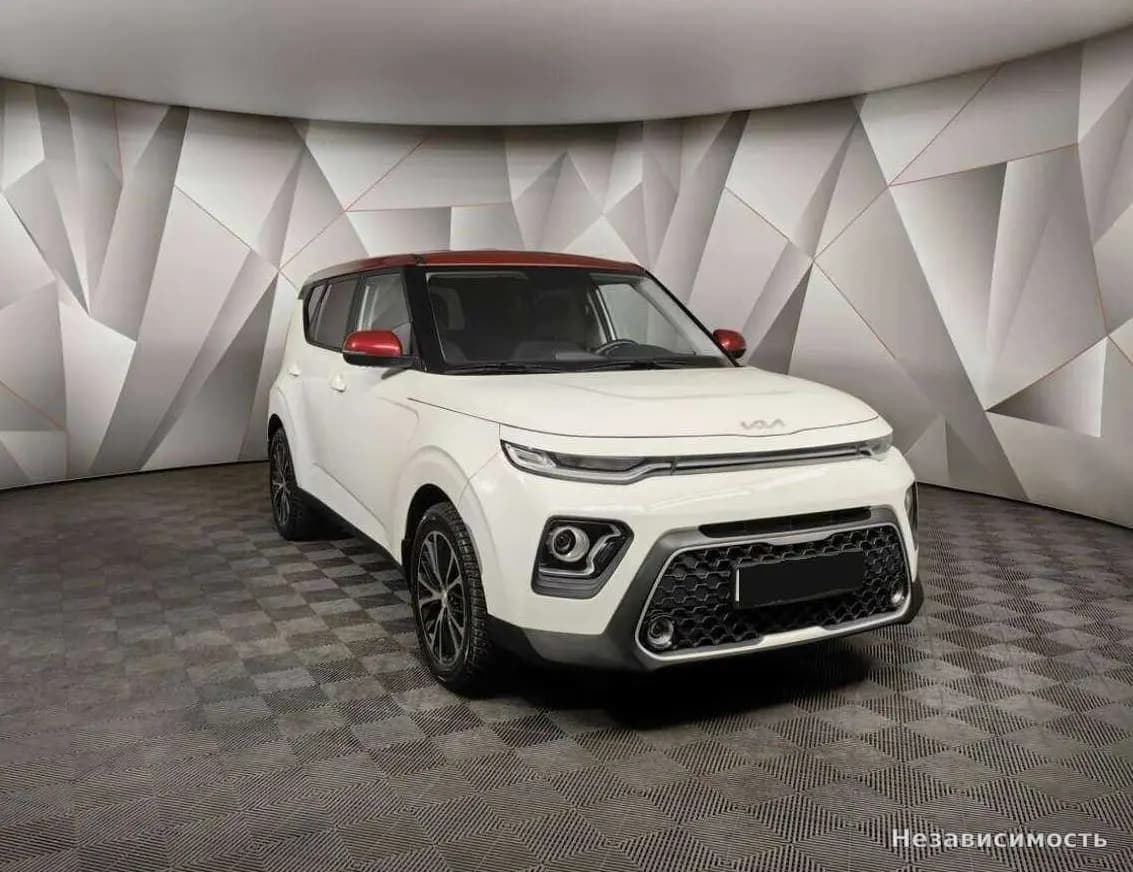KIA Soul 2022 с пробегом — фото 3