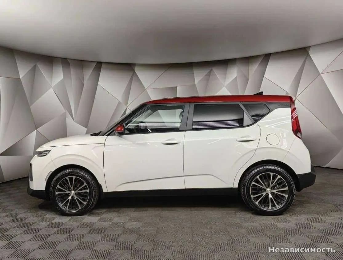 KIA Soul 2022 с пробегом — фото 5