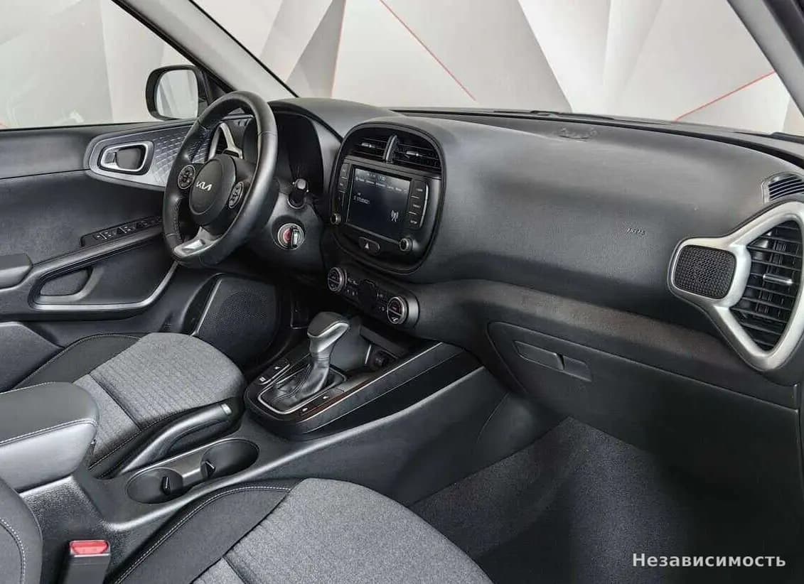 KIA Soul 2022 с пробегом — фото 9