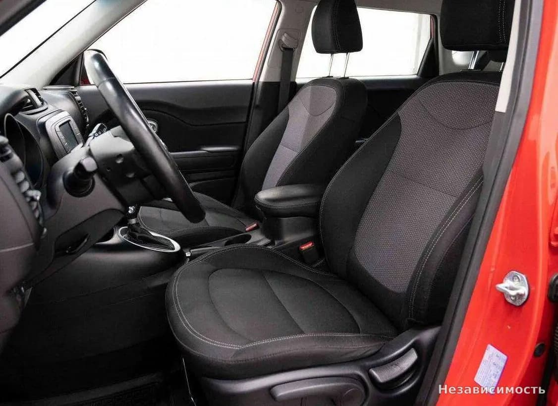 KIA Soul 2018 с пробегом — фото 8