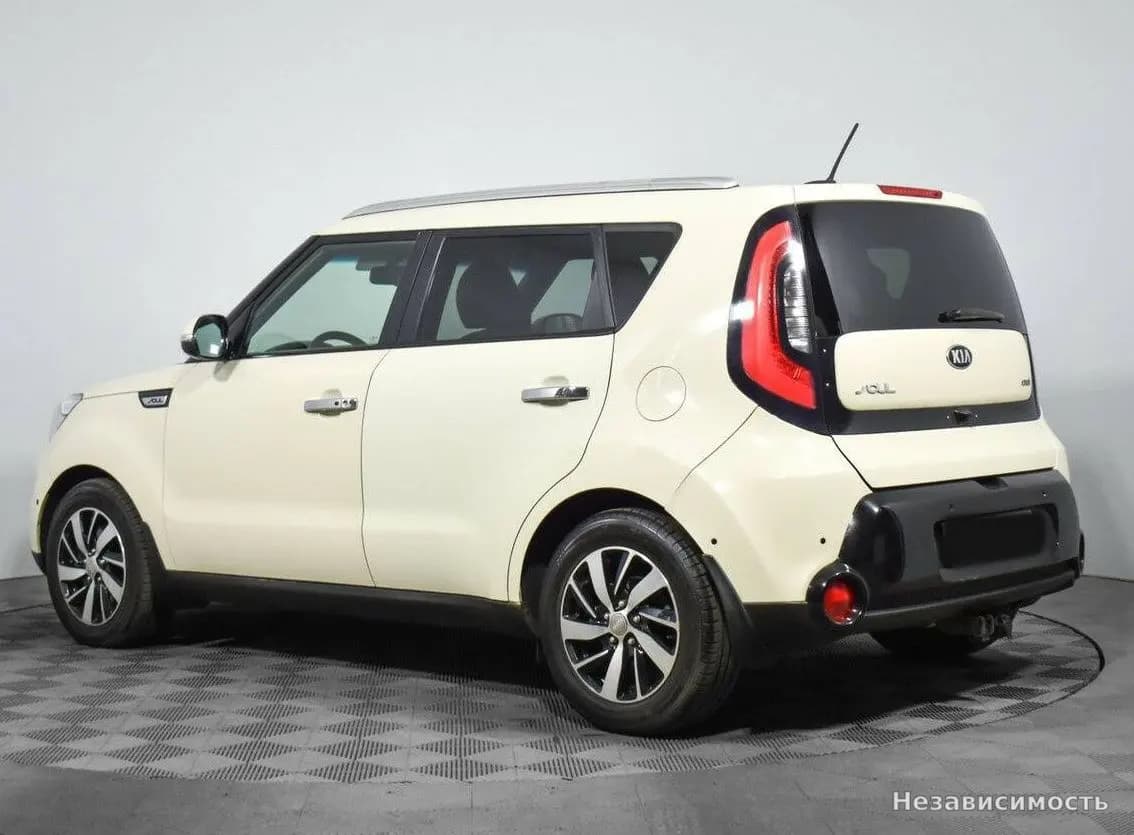 KIA Soul 2014 с пробегом — фото 7