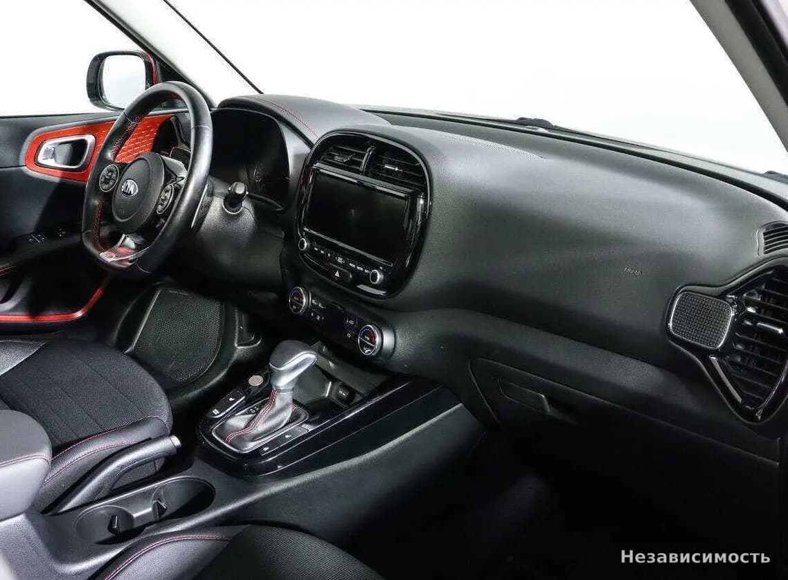 KIA Soul 2021 с пробегом — фото 9