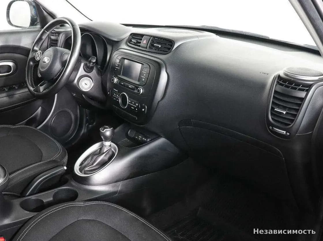 KIA Soul 2017 с пробегом — фото 10