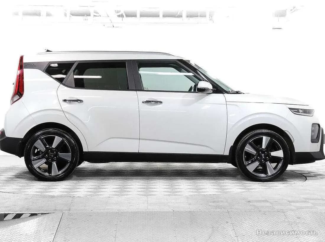 KIA Soul 2021 с пробегом — фото 4