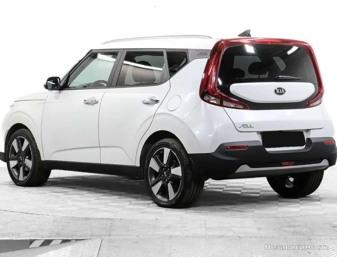 KIA Soul 2021 с пробегом — фото 7