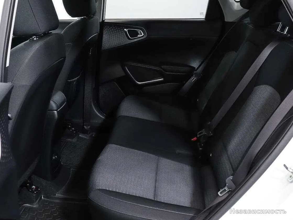 KIA Soul 2021 с пробегом — фото 10