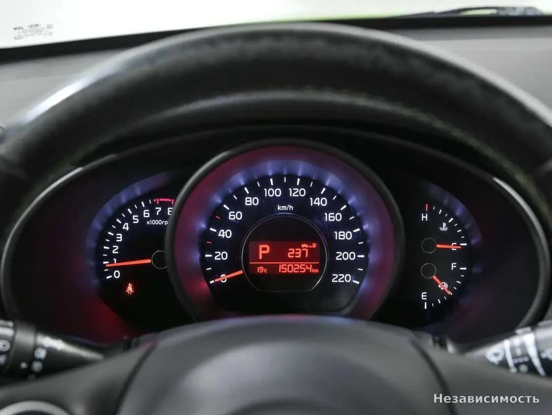 KIA Soul 2015 с пробегом — фото 6