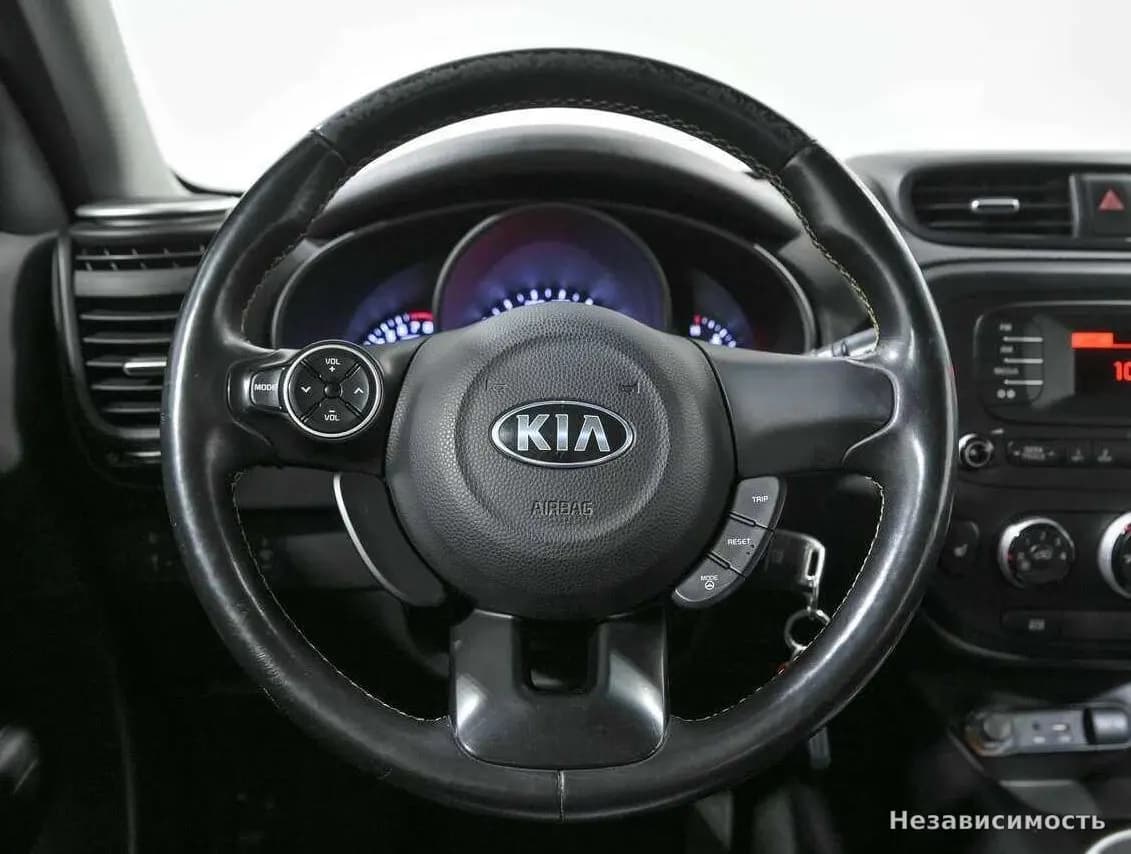KIA Soul 2015 с пробегом — фото 7