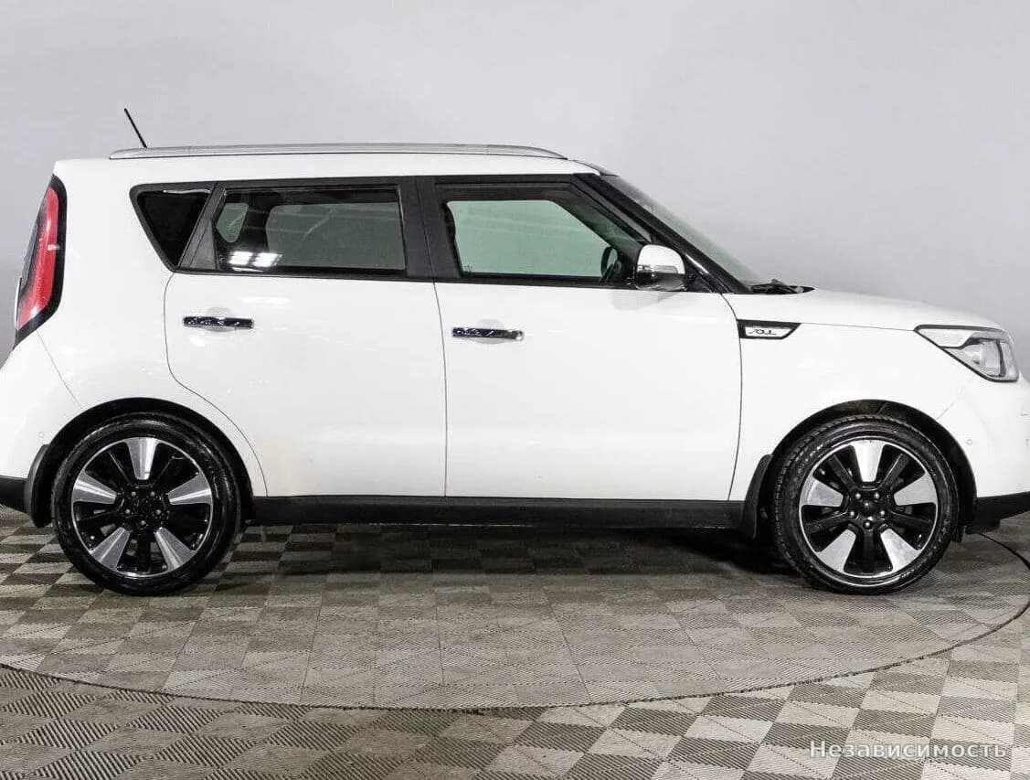 KIA Soul 2015 с пробегом — фото 4