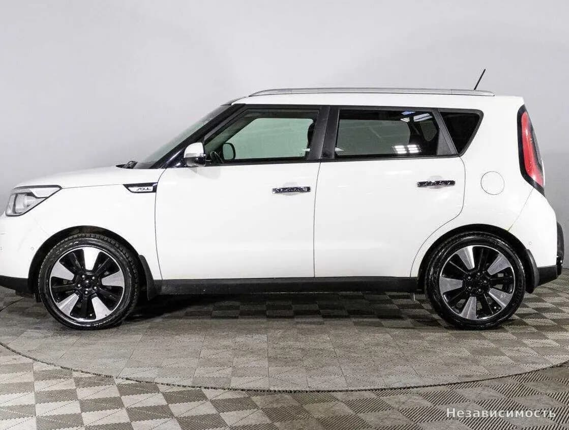 KIA Soul 2015 с пробегом — фото 8