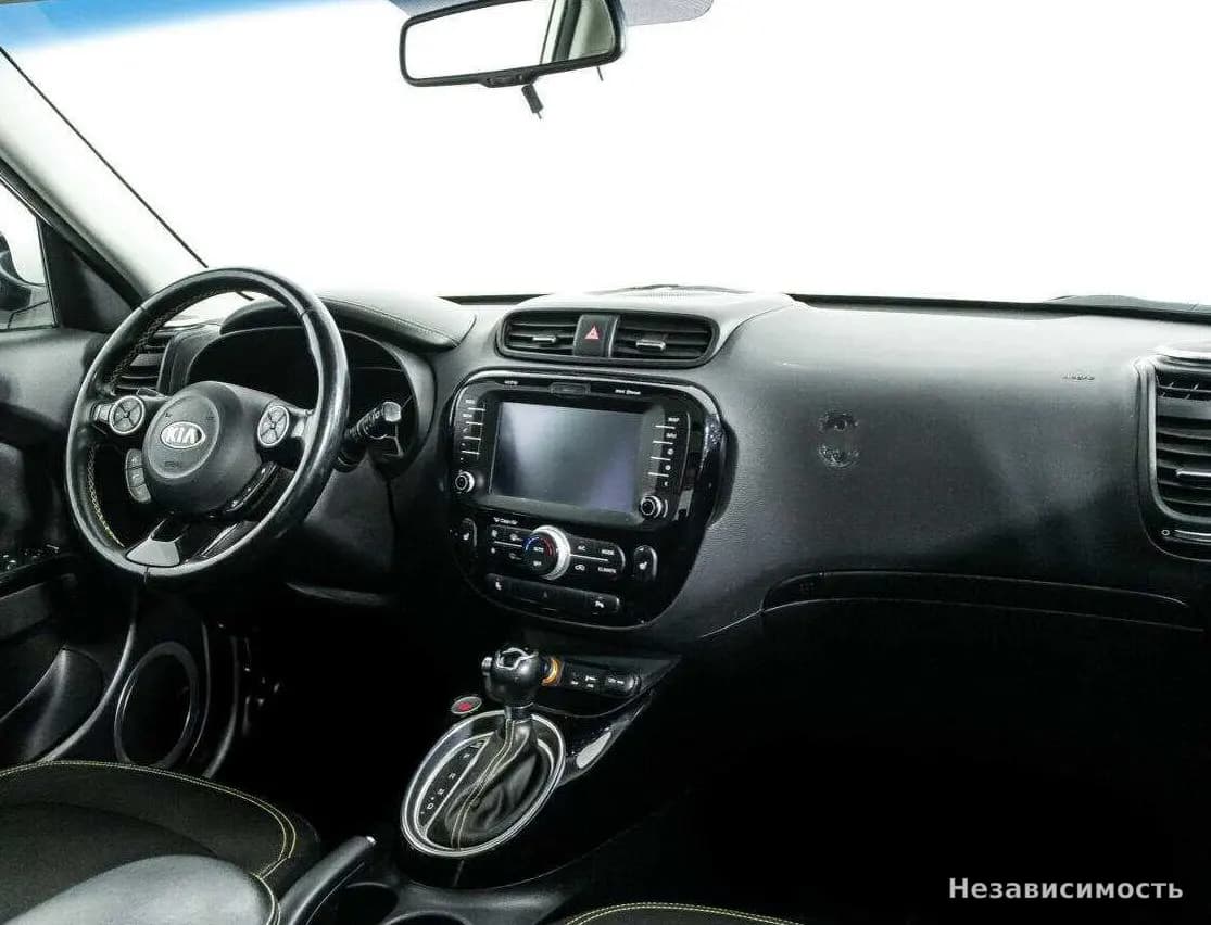 KIA Soul 2015 с пробегом — фото 9
