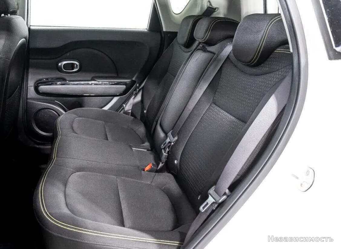 KIA Soul 2015 с пробегом — фото 10