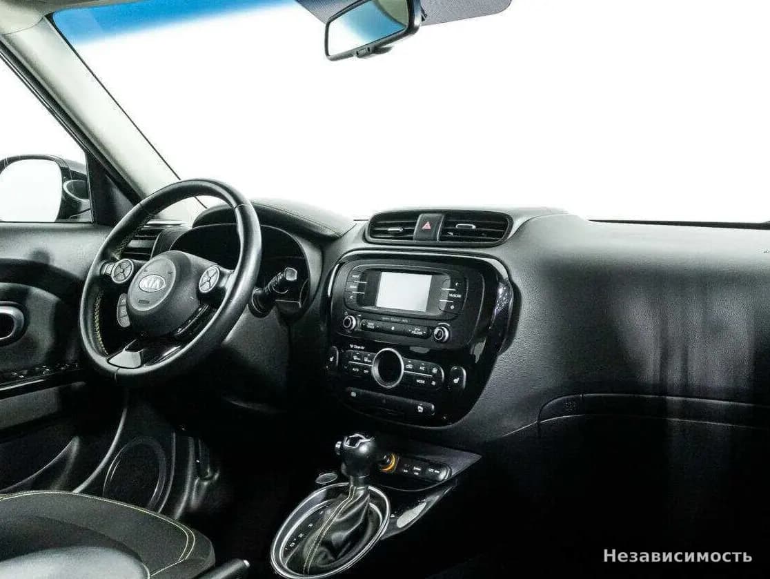 KIA Soul 2016 с пробегом — фото 9