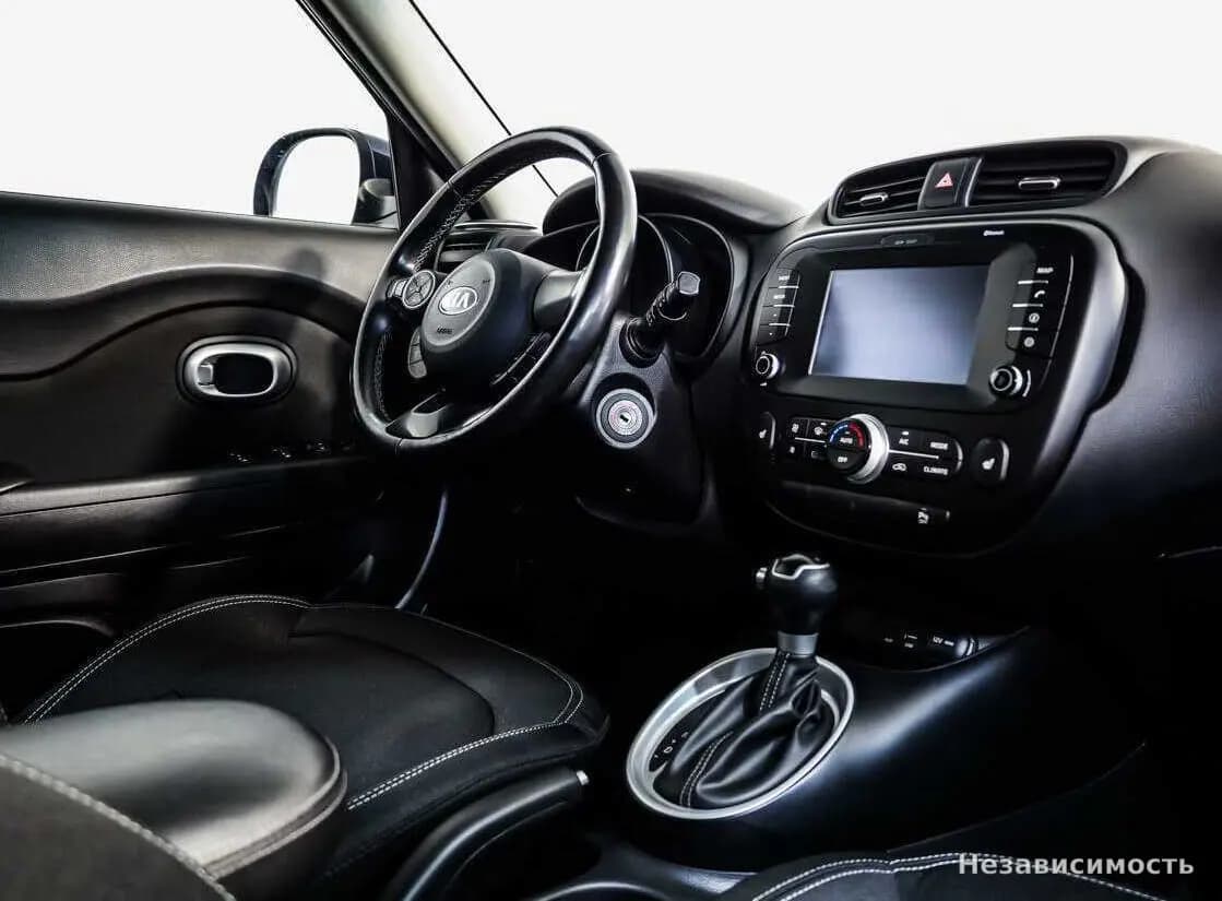 KIA Soul 2018 с пробегом — фото 8