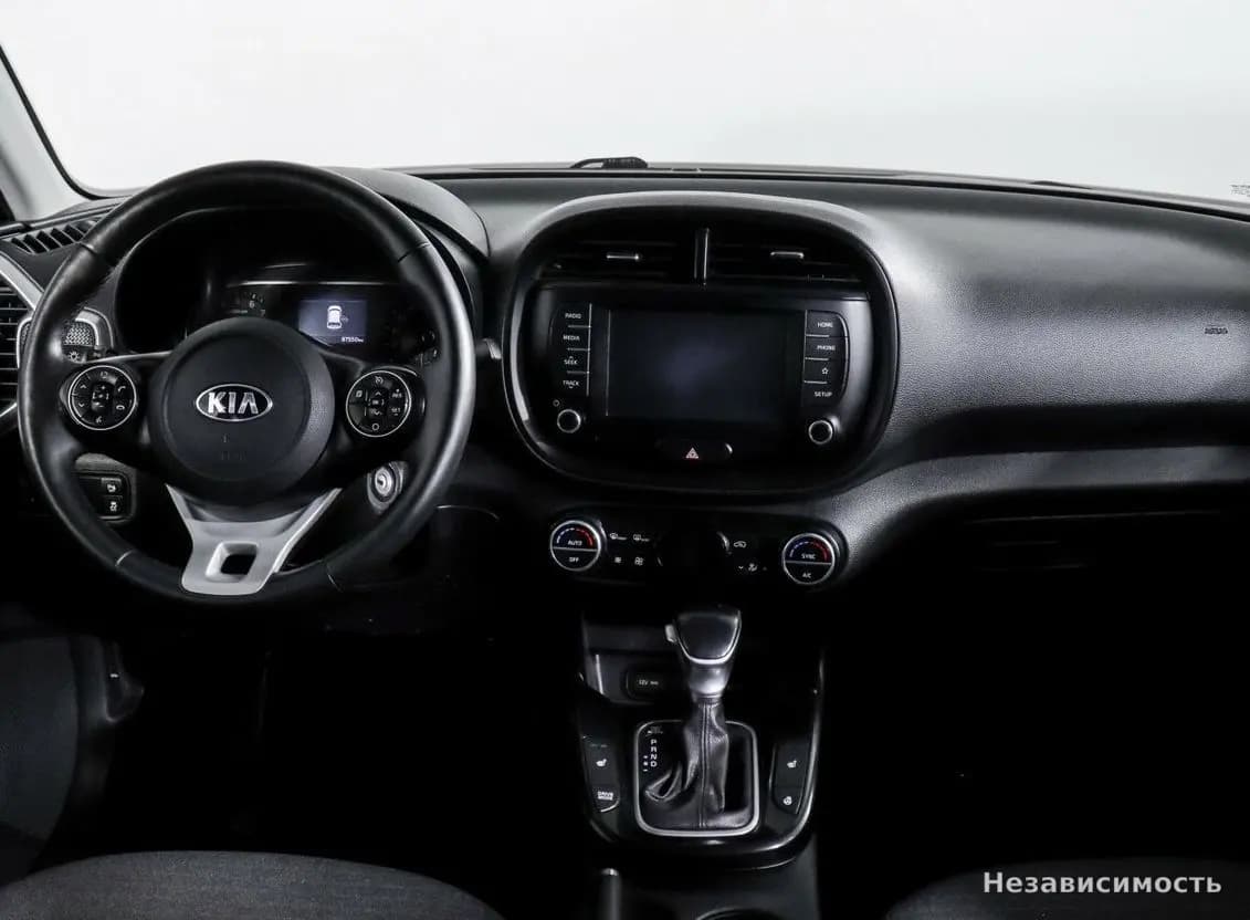 KIA Soul 2019 с пробегом — фото 10
