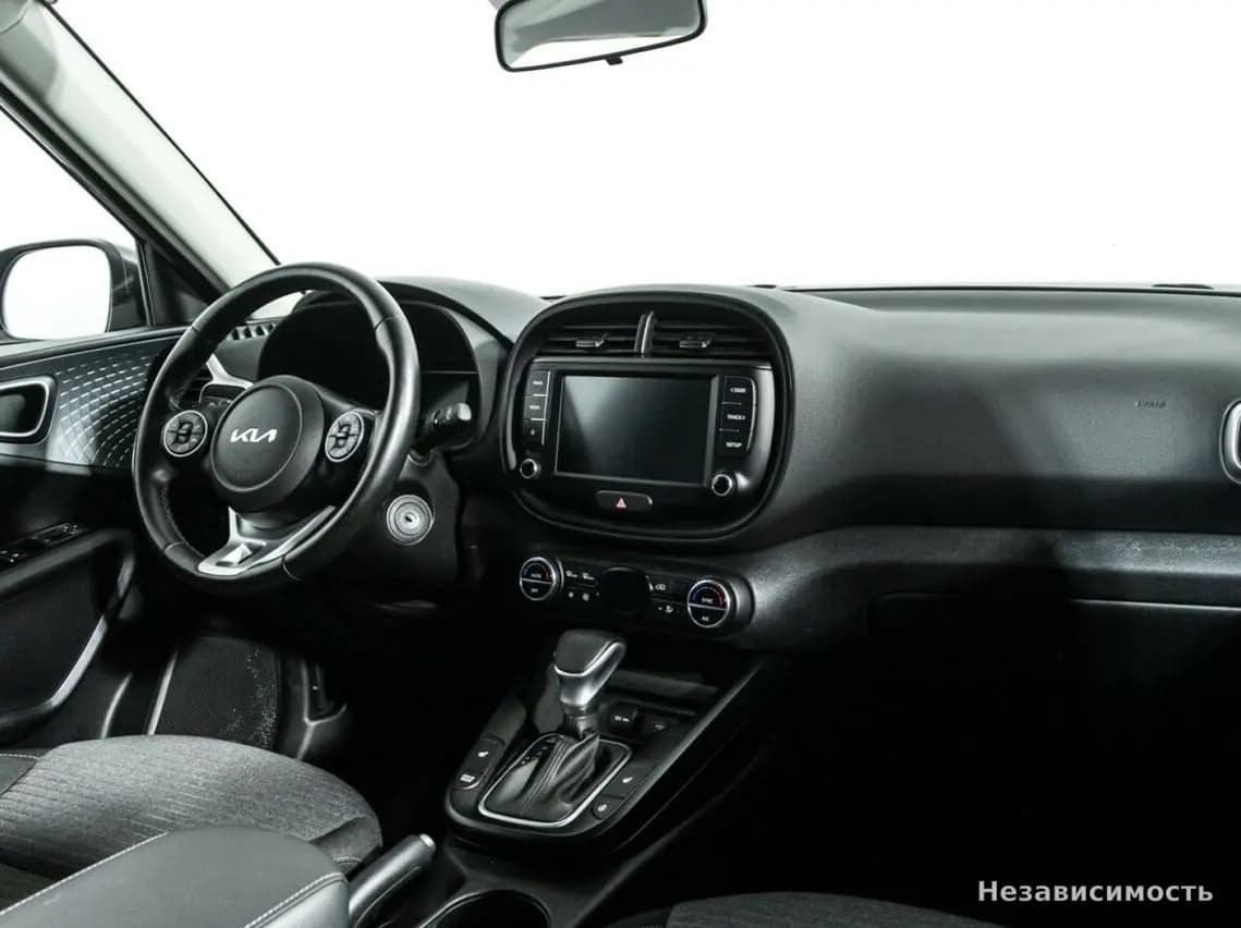 KIA Soul 2022 с пробегом — фото 9