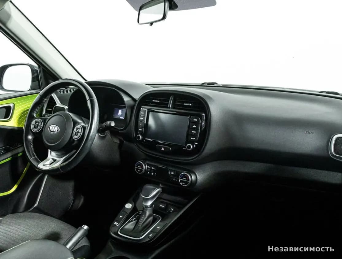 KIA Soul 2020 с пробегом — фото 9