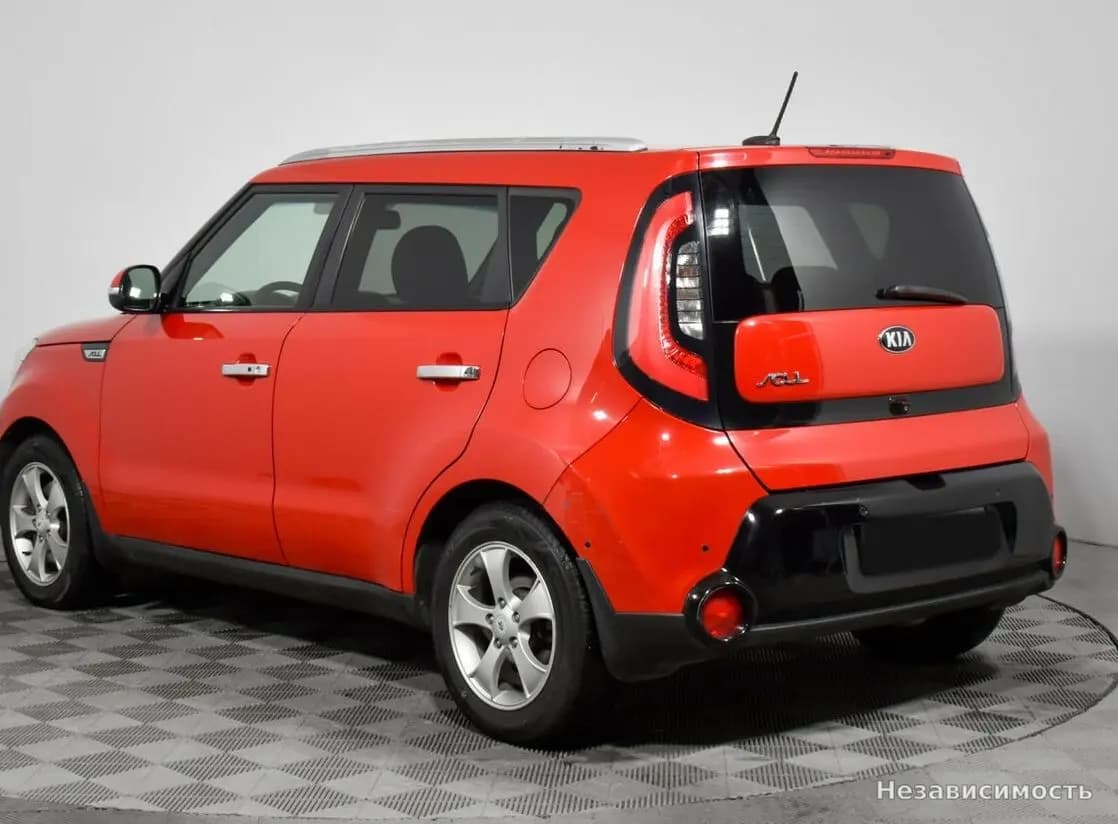 KIA Soul 2015 с пробегом — фото 7