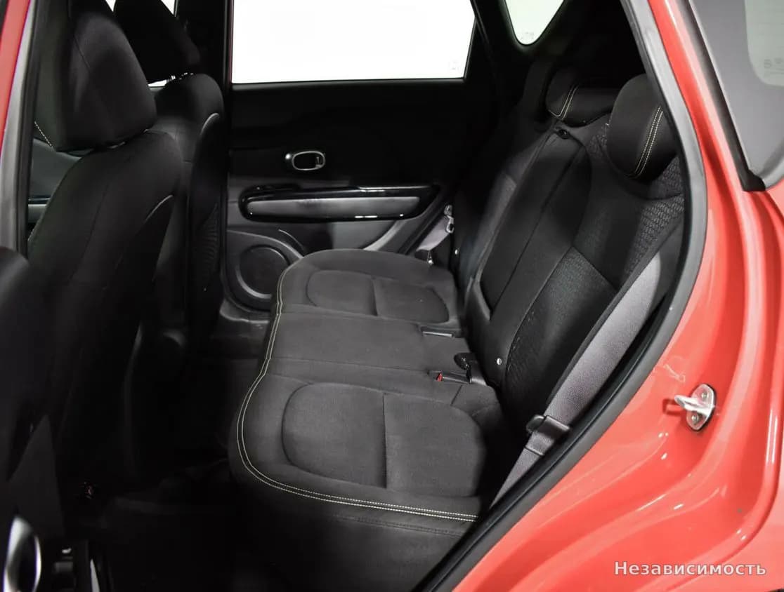 KIA Soul 2015 с пробегом — фото 9