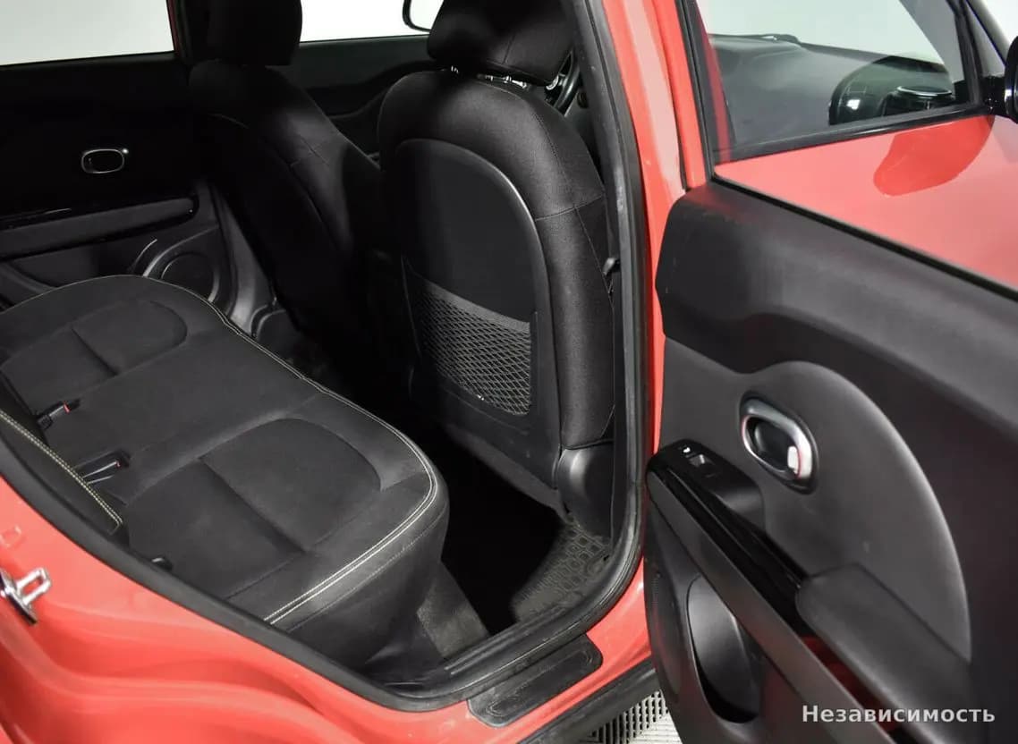 KIA Soul 2015 с пробегом — фото 10