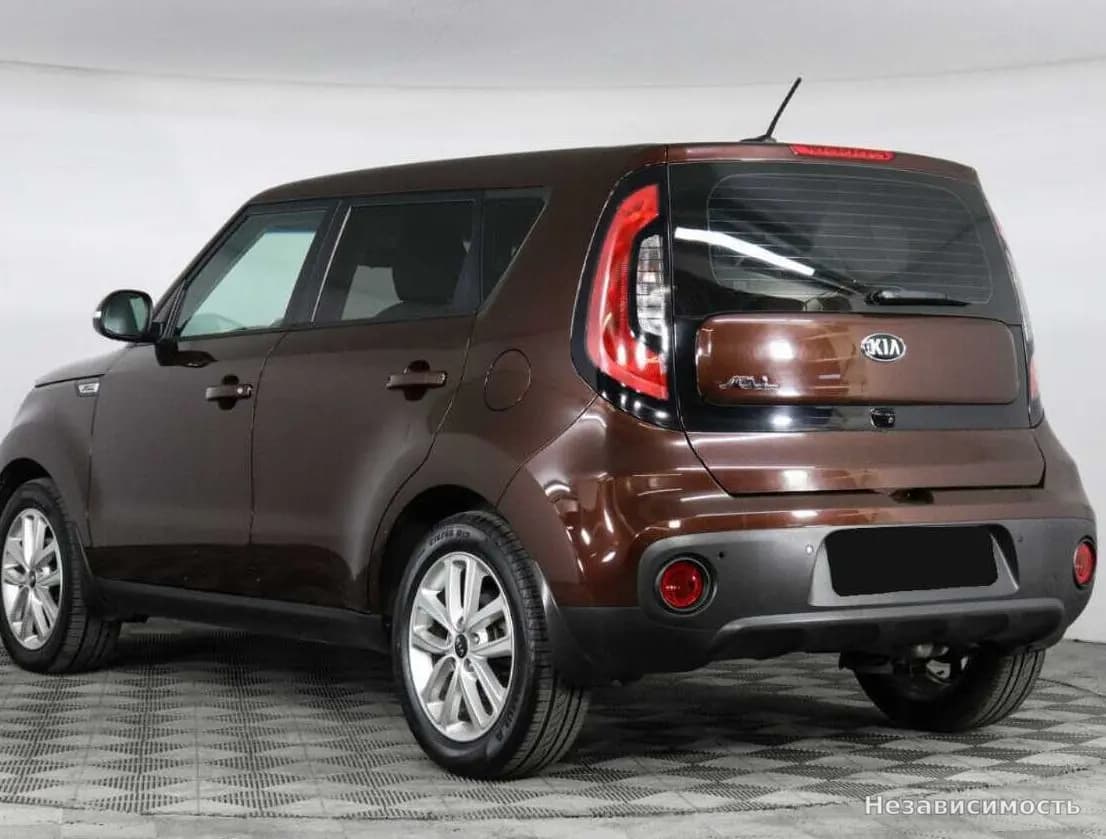 KIA Soul 2017 с пробегом — фото 6