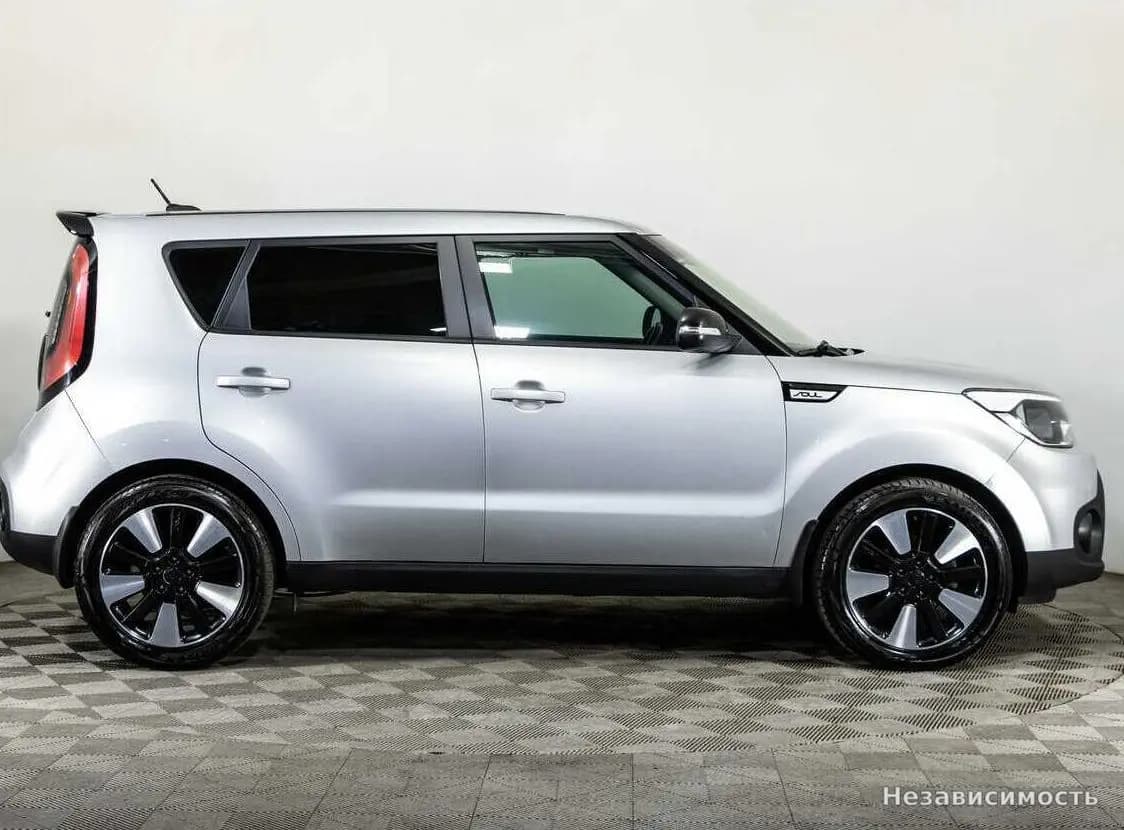 KIA Soul 2018 с пробегом — фото 4