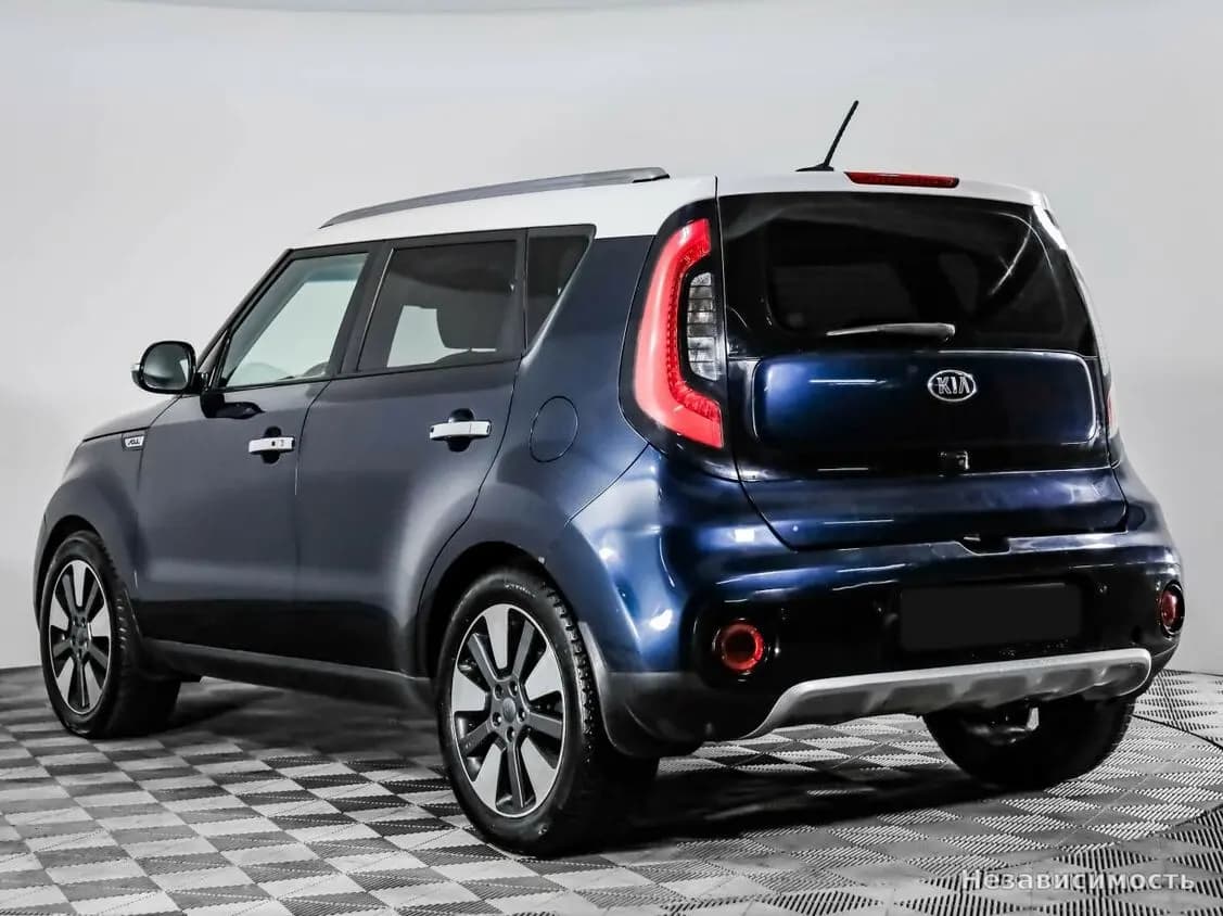 KIA Soul 2017 с пробегом — фото 7
