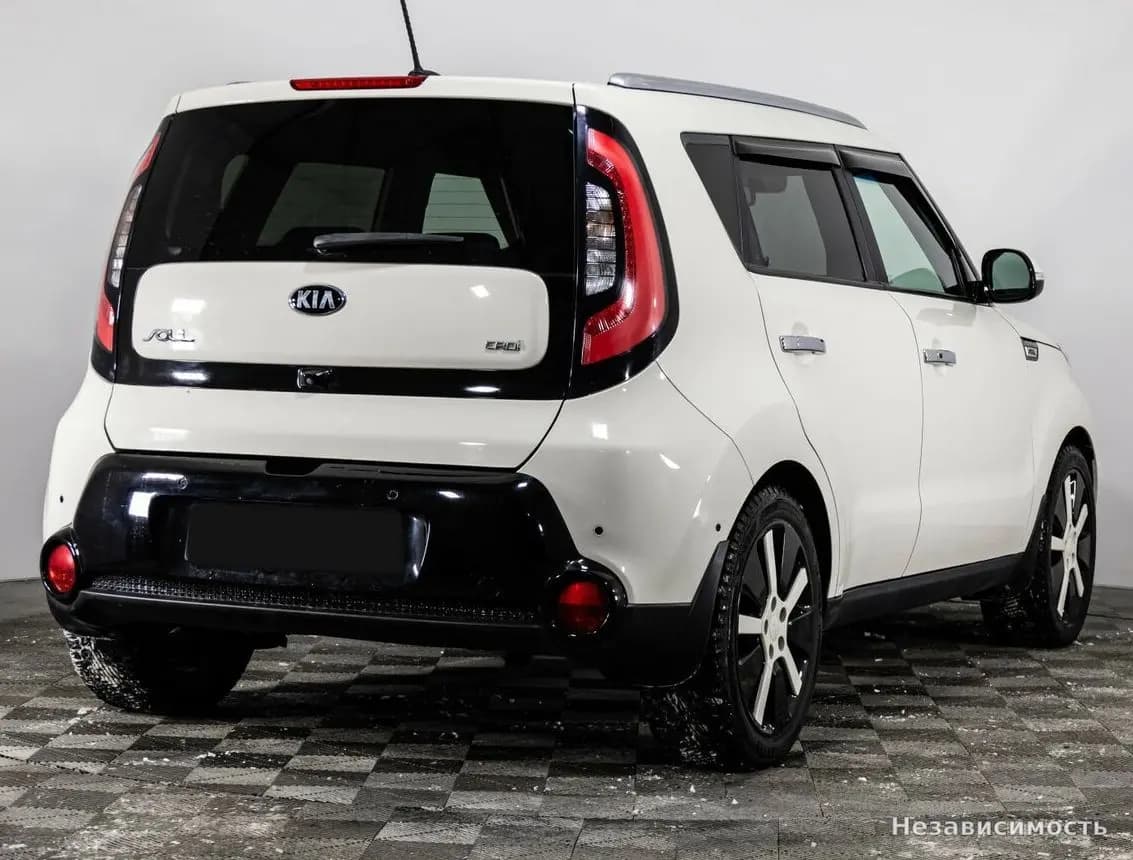 KIA Soul 2015 с пробегом — фото 4