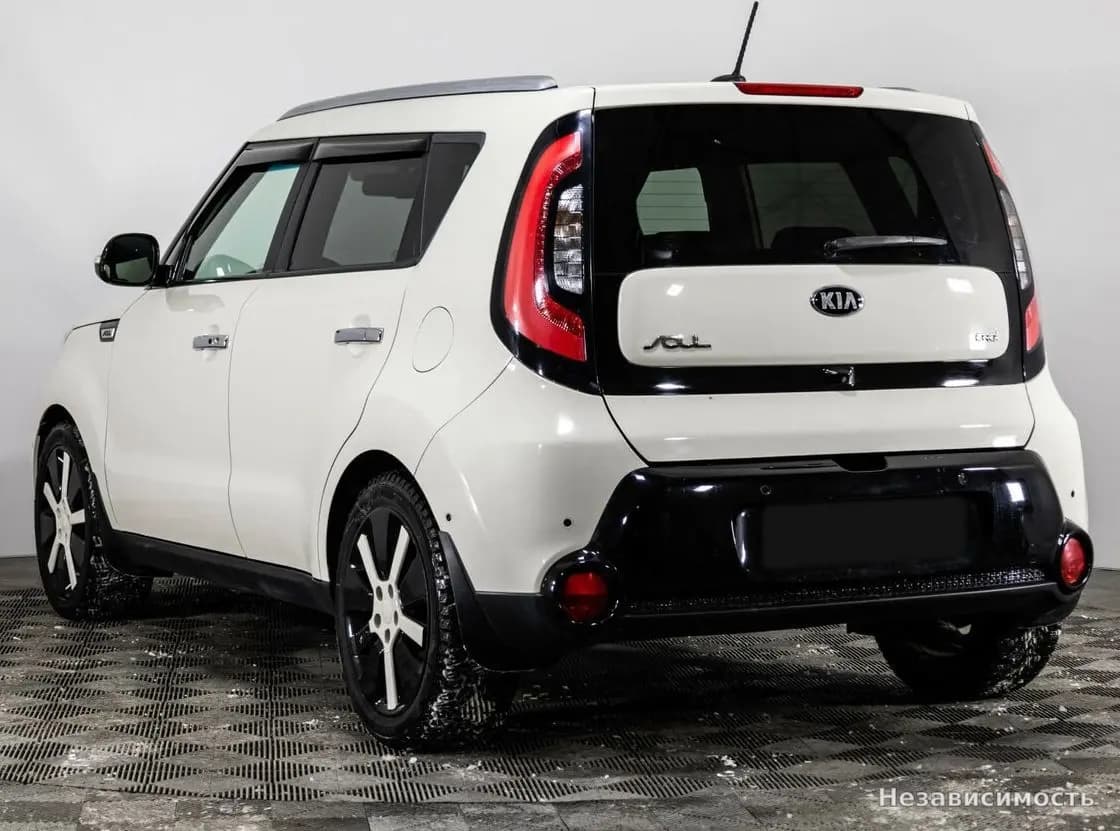KIA Soul 2015 с пробегом — фото 6