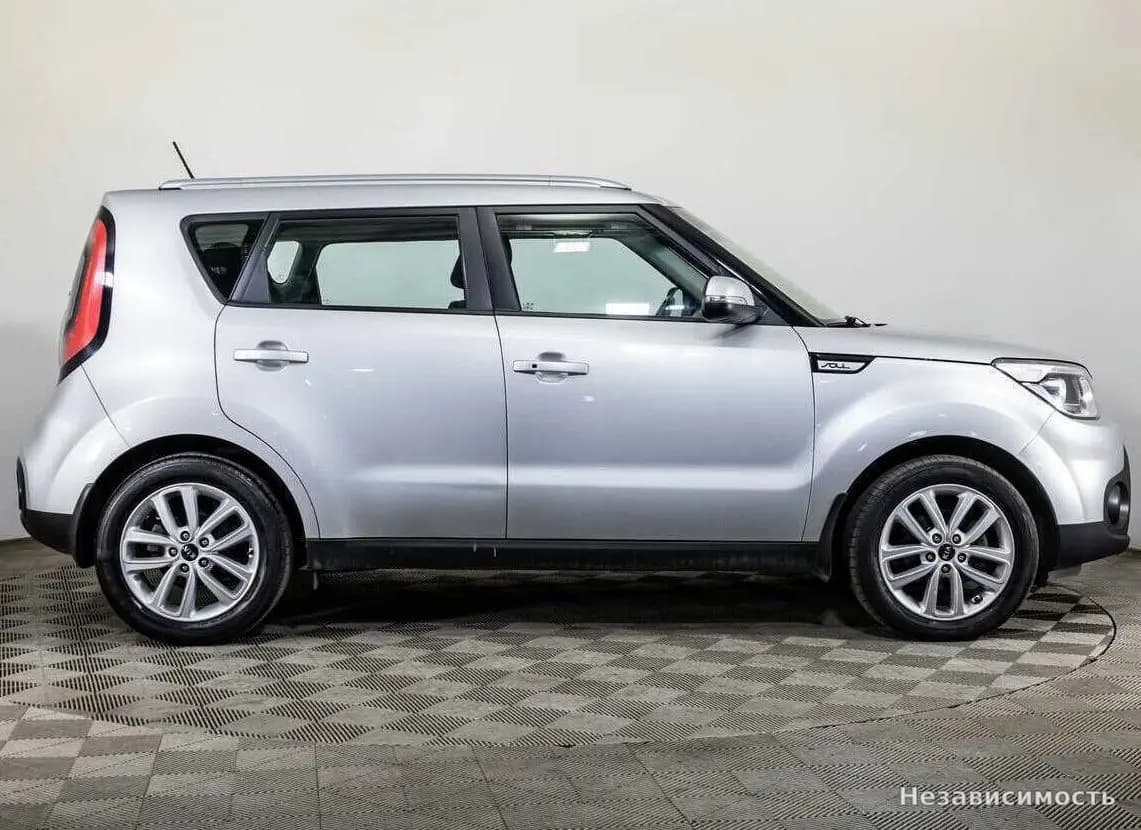 KIA Soul 2018 с пробегом — фото 4