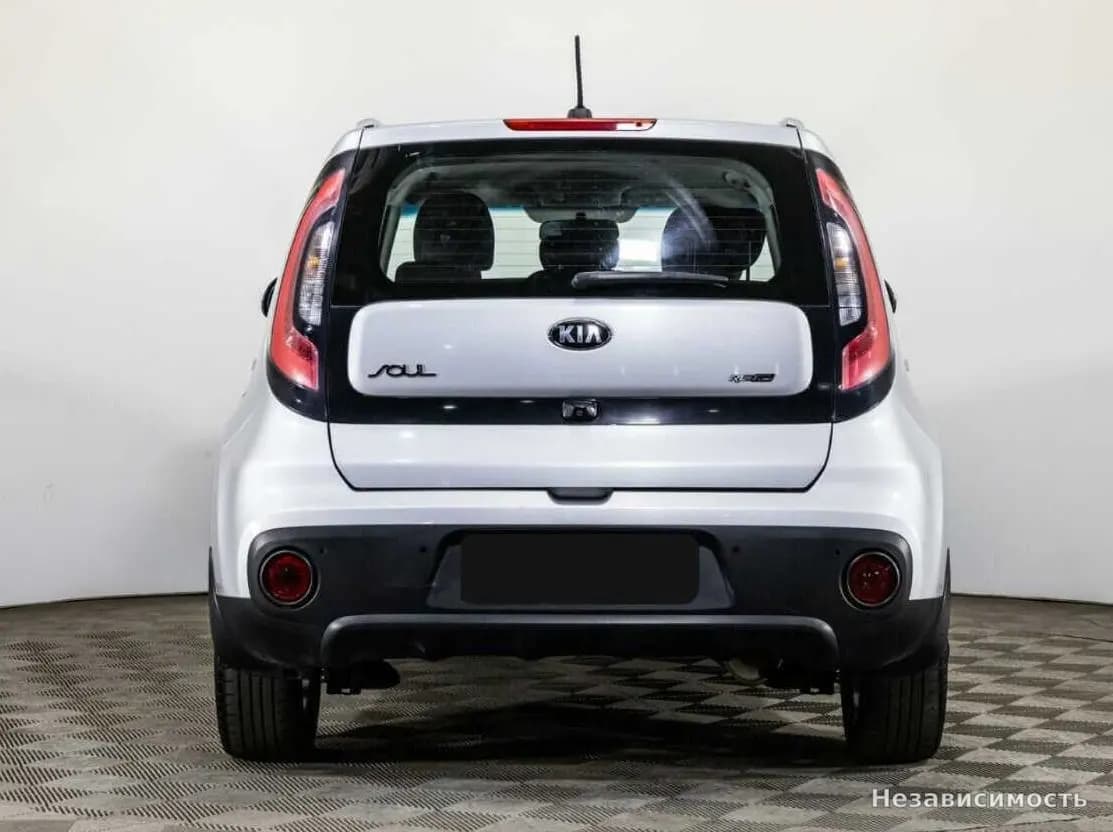 KIA Soul 2018 с пробегом — фото 6