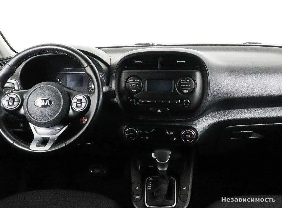 KIA Soul 2021 с пробегом — фото 10